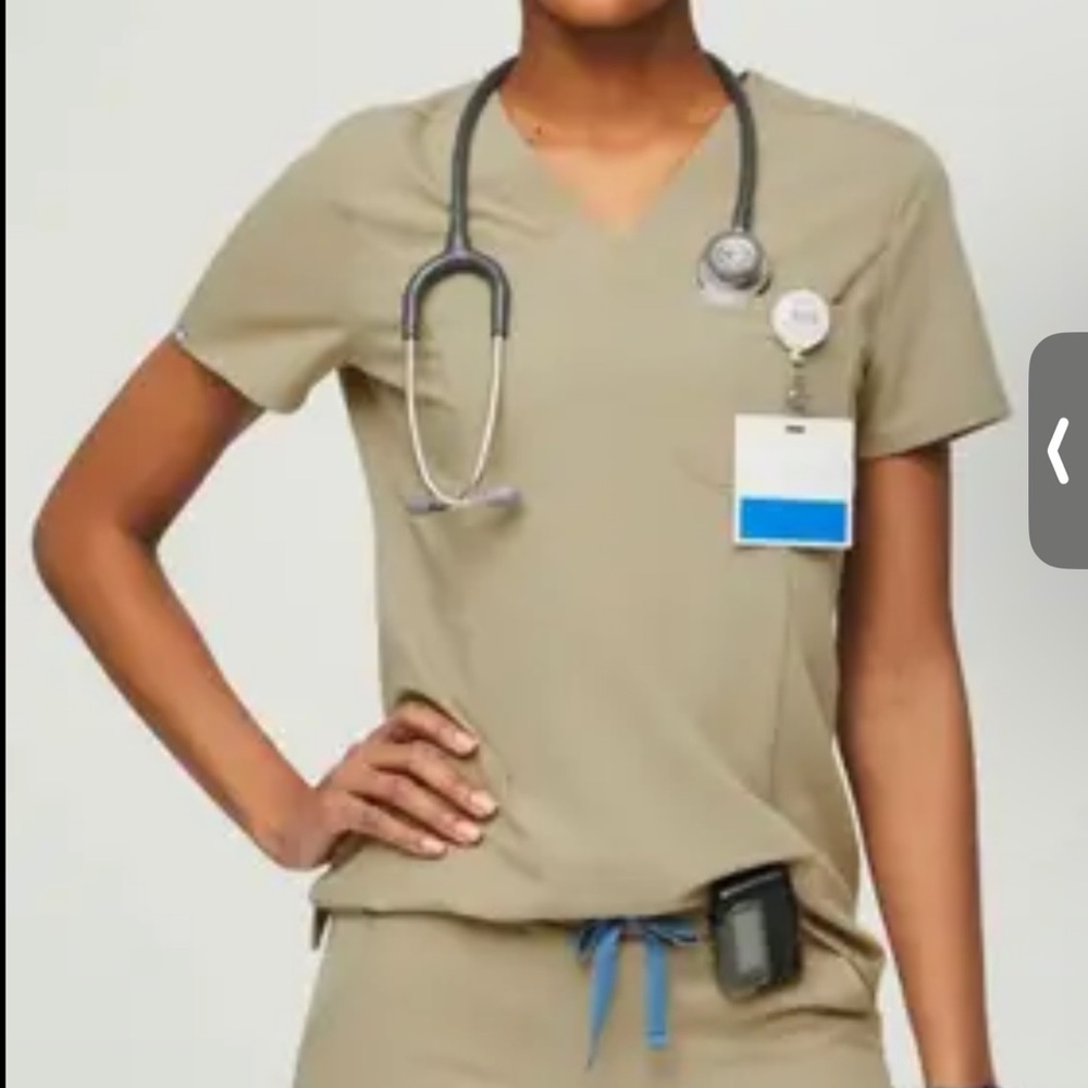 Figs Women's Beige Short Sleeve Scrub Top
